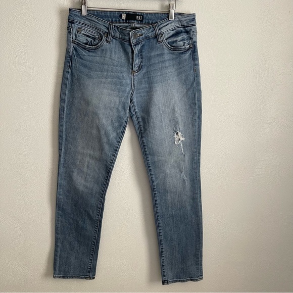 Kut From The Kloth Women's Catherine Boyfriend Jeans Light Blue Denim Size 8 - Picture 1 of 13